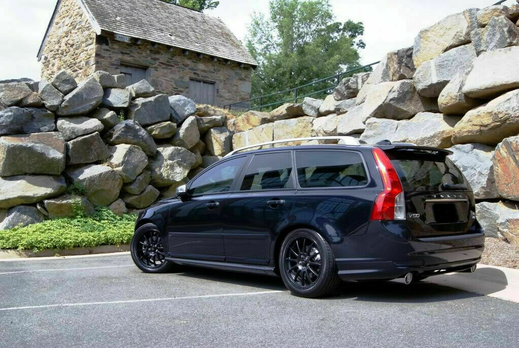 VOLVO V50 REAR ROOF SPOILER