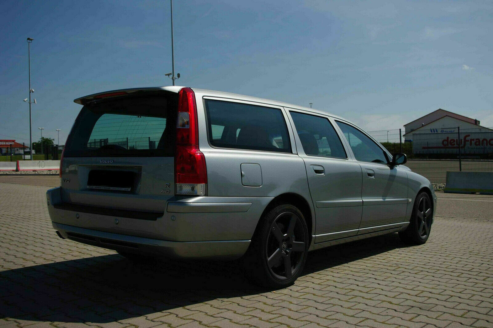 VOLVO V70 REAR ROOF SPOILER